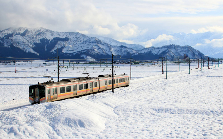 真實銀河鐵道就在這裡！這個冬天不能錯過的日本鐵道5選！