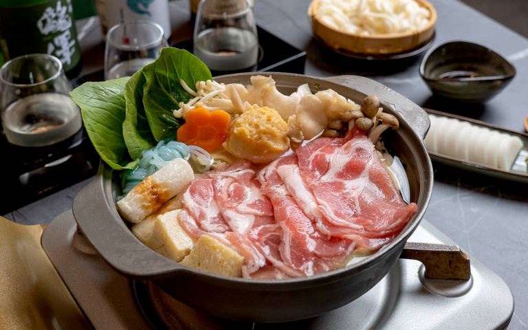 微醺風城2／被酒吧耽誤的火鍋店！「飲もう日本酒吧」吃鍋物配清酒最爽快