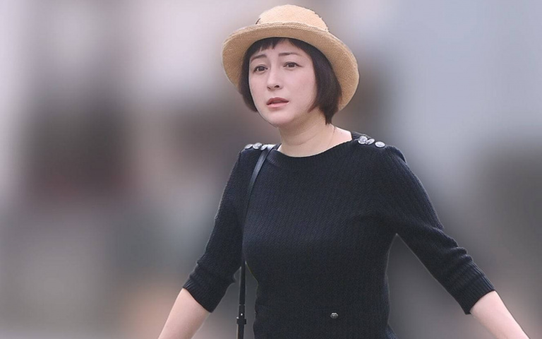 廣末涼子離婚後私服惹議！原來「無冠帽」是真實存在的