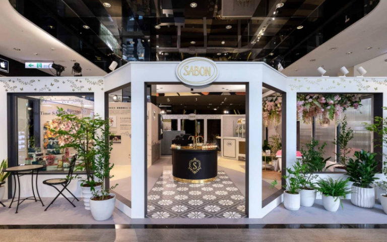 SABON 磨法快閃店於新光三越 A11 展開!超美夢幻空間、法式沐浴浴缸,隨便拍隨便美!