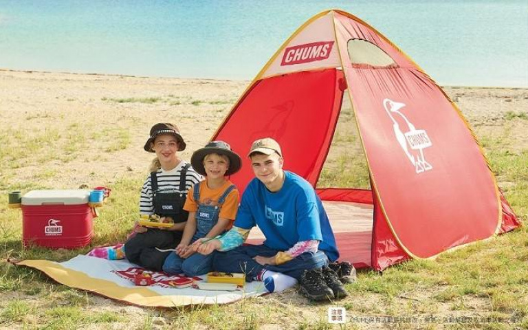 戶外休閒露營品牌全新春天商品！T-Shirt、單寧系列，打造繽紛穿搭！