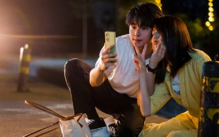 柯佳嬿新戲搭小13歲鮮肉男星　CP感爆棚網喊：要官宣了