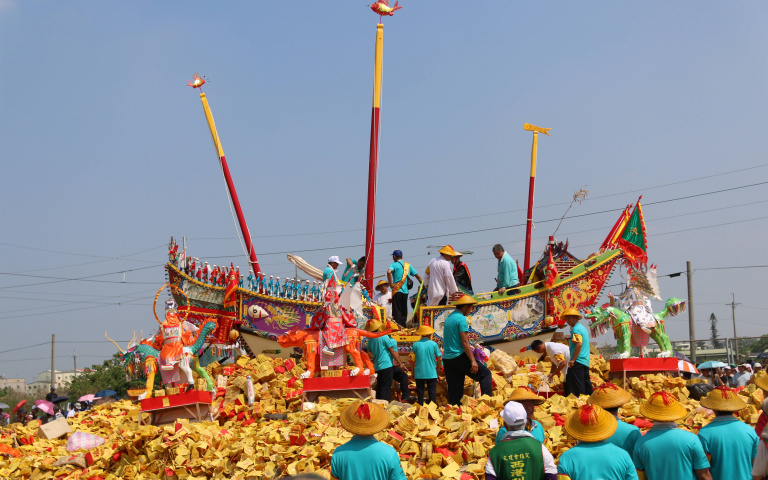 民俗現場突擊隊出發　直擊傳承 240 年的臺灣第一香