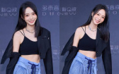 45歲孫淑媚近拍不開濾鏡一樣美！親授坐著也能練的「自律腹肌操」，靠這兩台醫美維持凍齡容顏