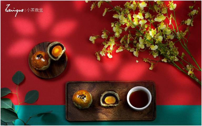 中秋限定!「烏龍茶蛋黃酥」 × 映月燭花創意禮盒