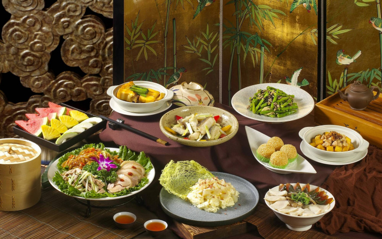 爸爸用餐贈紅酒!飯店父親節優惠兩人同行享85折,滿額再贈洗髮沐浴凝露!