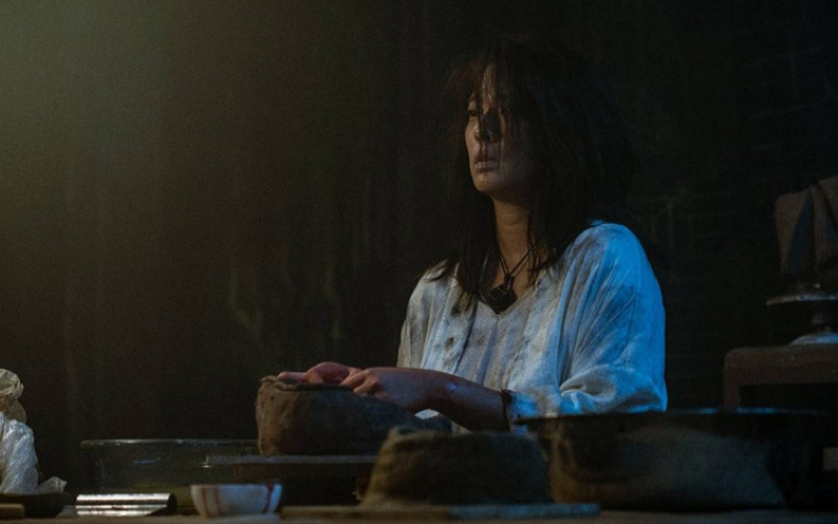 周采詩拍恐怖片「心臟不適」　一殺青詭異症狀全好了