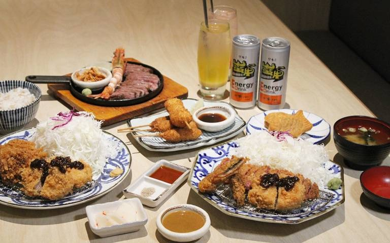 吃「鰻牛」喝「蠻牛」！日本炸牛排名店新菜玩「諧音哽」　早鳥再送鯛魚燒