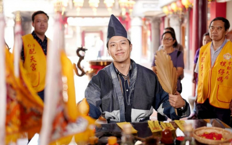 張睿家首次挑戰全台語劇　《阿叔》扮乩童很享受