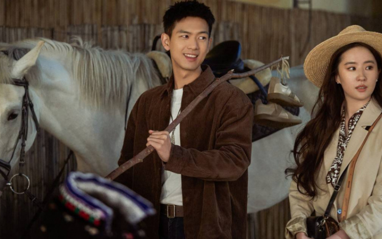 李現直球告白「到底能不能親」　劉亦菲捧臉獻超甜「窗台吻」