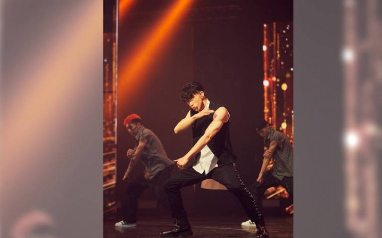 Ozone文廷花兩周研究鴨子　下跪吶喊呈現咆哮感