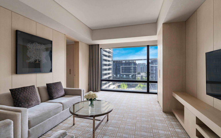 迎接春節連假　台北萬豪推出新春系列住房專案　30坪家庭連通房、兒童野營主題房