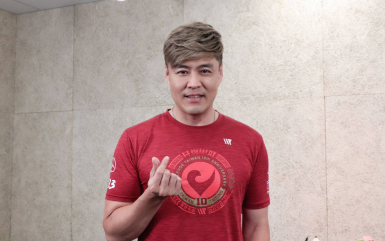 劉至翰視力模糊檢查才知遺傳性眼疾　無奈對戲演員都變朦朧