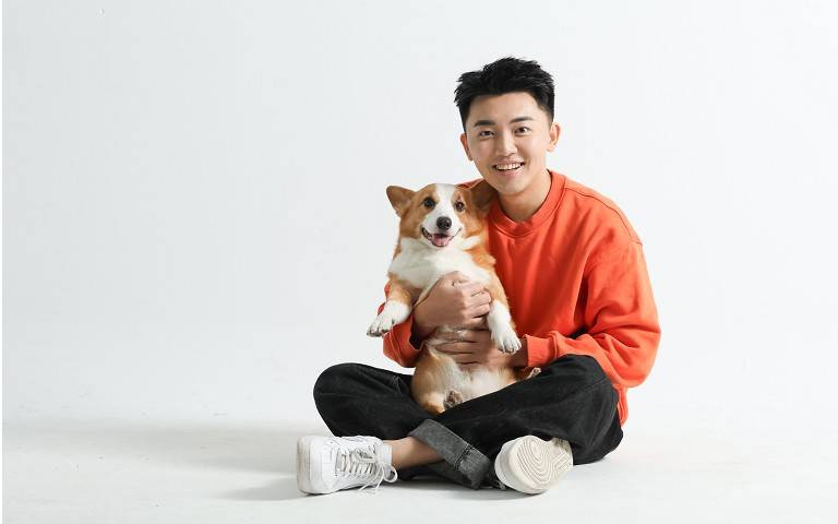 寵物情緣／金鐘主持領養三手柯基　張柏謙「愛可以感化一切」