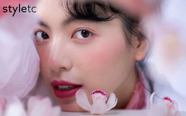 靠腮紅誘發保護慾~腮紅除了畫臉頰,還有一招「耳垂腮紅」更心機補足戀愛細胞