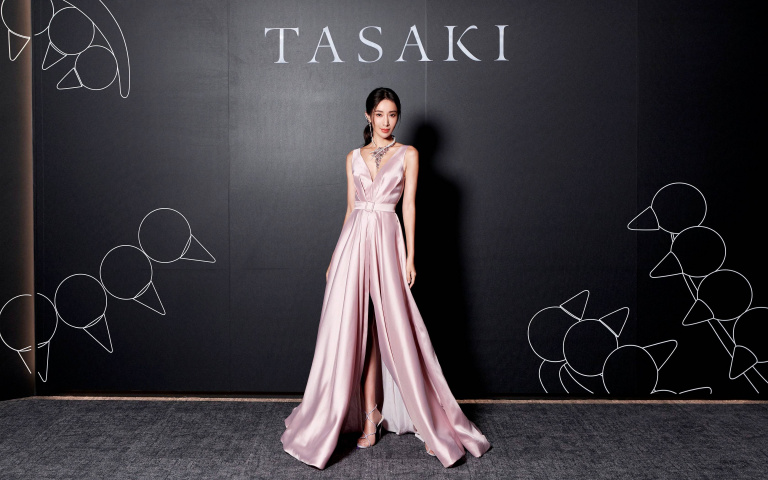 隋棠化身「自然系女神」出席TASAKI Atelier系列發表會,配戴千萬珠寶喊話女兒「好好賺錢自己買。」