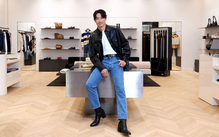 國民姐夫AKIRA『潮』起來不輸年輕小弟弟！皮革勁裝現身Bally A13概念店，這帥度讓在場粉絲都說被電暈！