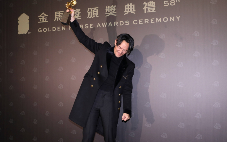 金馬58/張震隔30年終於奪獎 被誤會「難親近」後台親解釋