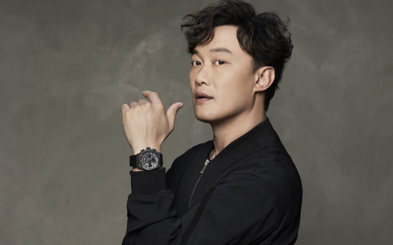 陳奕迅演繹ZENITH酷黑仕紳風範