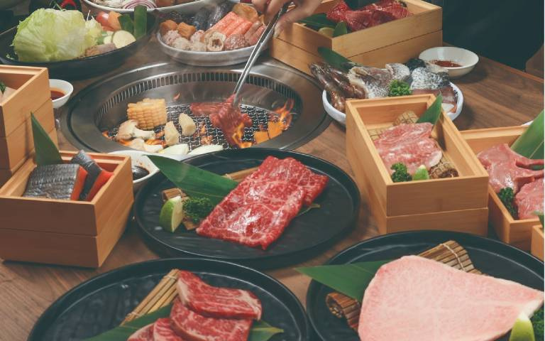 人氣燒肉餐廳和牛吃到飽千元有找、火烤兩吃雙享受,還有加碼抽整桌免費好禮!
