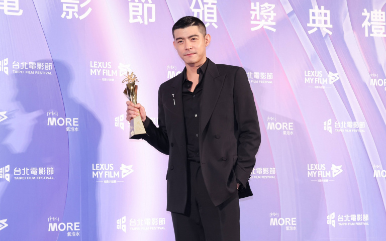 北影25／王柏傑隔15年感動再拿獎　奪影帝被拱求婚喊：太複雜