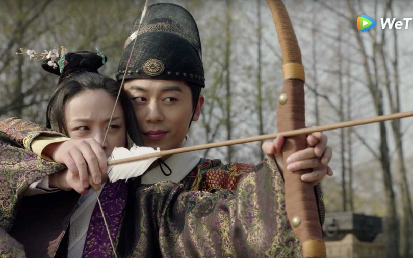 16歲湯唯狂被撩　「行走荷爾蒙」朱亞文又摸手又摟腰