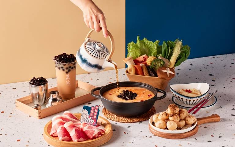 這聯名有點猛！尬鍋X萬波首推「波霸珍奶鍋」　再送珍奶「第二杯免費」