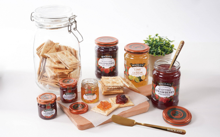 盤點日韓經典零食！米果、拉麵、榴槤乾，免出國就能爽爽吃！