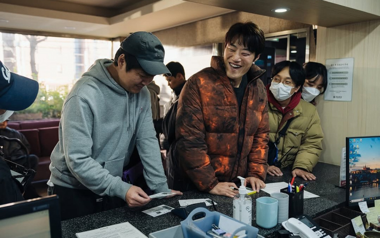 千萬別急進場當韭菜！台股繼續重挫，這三大生肖4月財運最差！