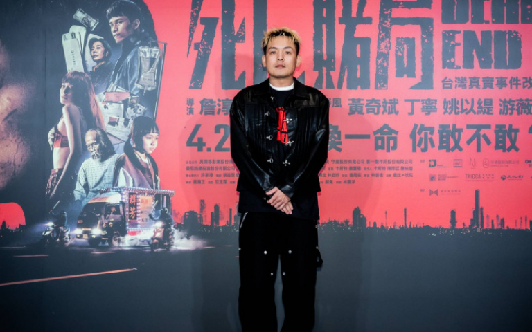 捕獲野生雷神！春風興奮要合照　緊張到冒出台語