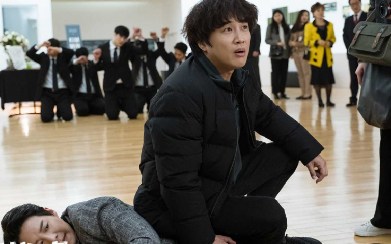 車太鉉《法外搜查》挑戰張赫等級武打戲　自爆不擅打架一拳倒地