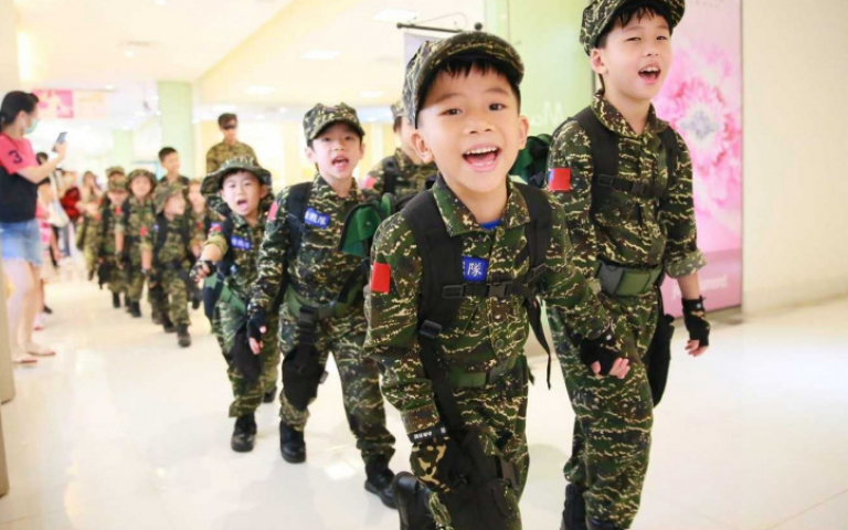 寒假到哪裡遛小孩？小小職人體驗、飯店室內樂園　讓寶貝玩到不想回家