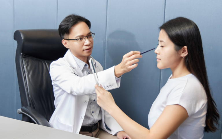 頑固斑點、毛孔粗大反覆困擾你?皮膚專科陳振豐醫師:養肌這樣做最有效