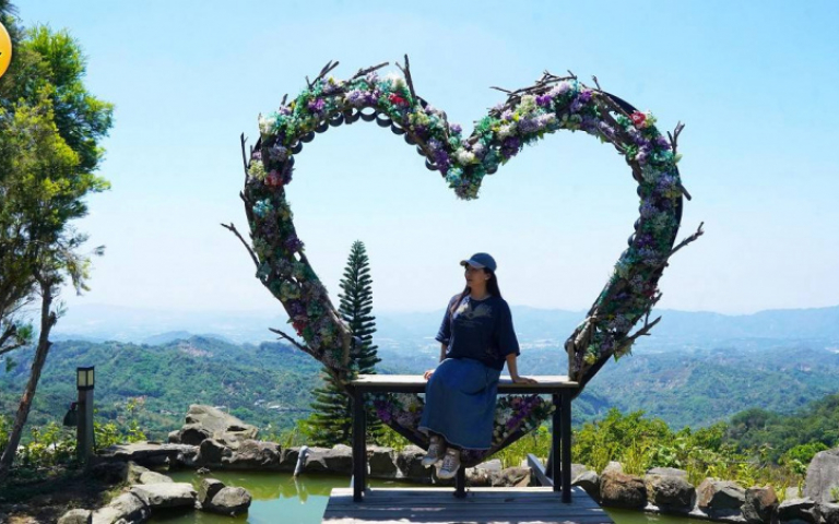 台南山區這樣玩1/景觀餐廳好吃又好拍 「景美是吉」坐擁180度山景 「瑪莎園」蔗香豬腳令人回味