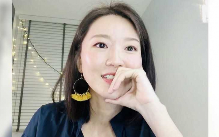 女歌手副業生意慘掉9成 抗疫開唱吸客20萬
