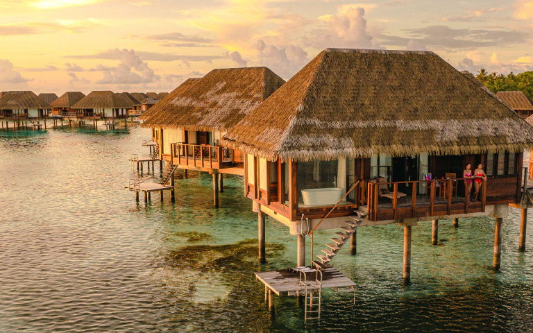 親子旅遊首推！馬爾地夫只要這個價？小孩食宿全免、香檳無限暢飲！