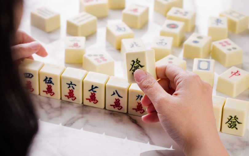 可以吃的麻將? 好吃又好玩的麻將造型巧克力、鳳梨酥 超適合過年送禮的啦