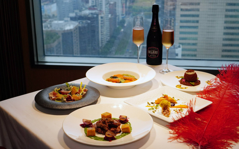 浪漫情人節提案4／到飯店吃大餐放閃　高樓景觀為海陸饗宴再加分