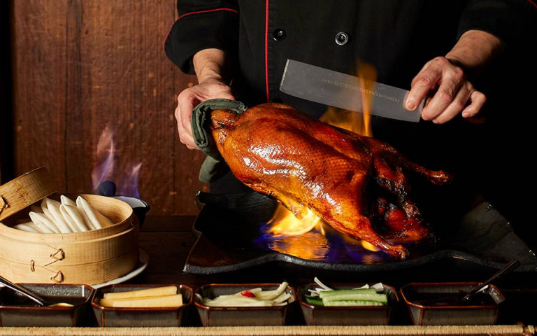 到香港尋找新鮮事5／一秒置身北京「胡同」　嘗精緻中菜以維港美景佐餐