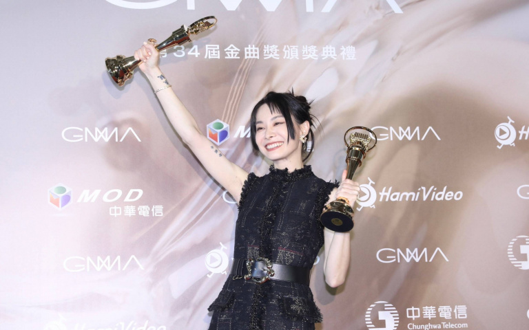 金曲34/鄭宜農台語專輯連拿兩獎 談Me Too「大家辛苦了」