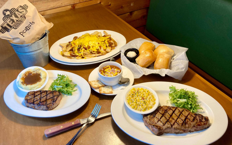 證件對中「1、0、2、5」火烤牛排免費吃　新會員再送冠軍豬肋排