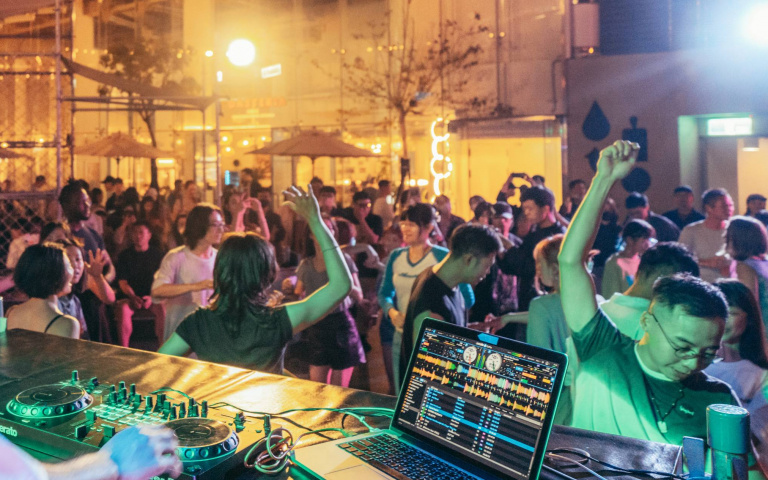 「冬日音樂公園市」登場！與唱片行、美食點心等，打造戶外音樂市集派對！