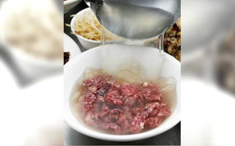 朝聖台牛1/極鮮!無需沾醬 美鮮牛肉湯