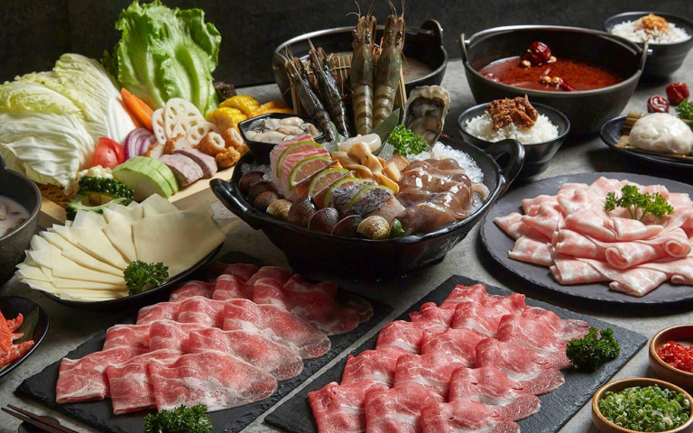 高雄鍋控暴動啦!火鍋店新開幕贈肉、海鮮,還有自助吧吃到飽!