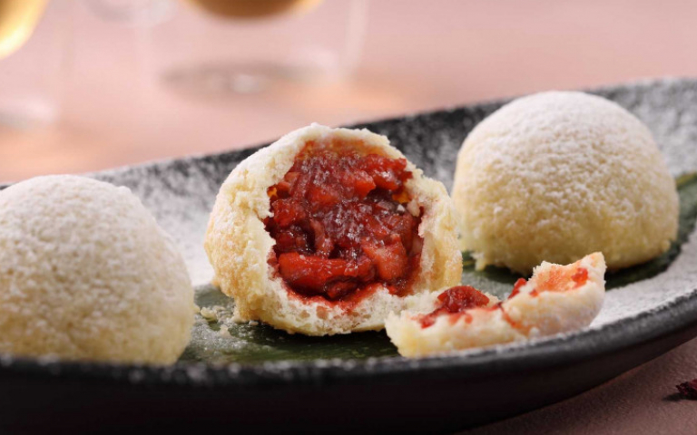 不一樣的精品級港點下午茶　一口黑豚叉燒包、黑松露流沙芝麻球滋味驚喜