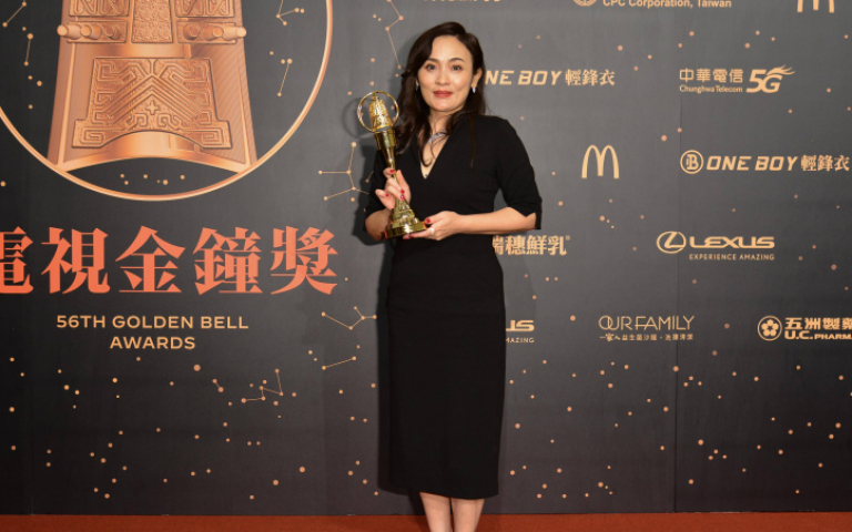 金鐘56/打敗苗可麗等人奪獎 徐堰鈴登迷妳劇視后