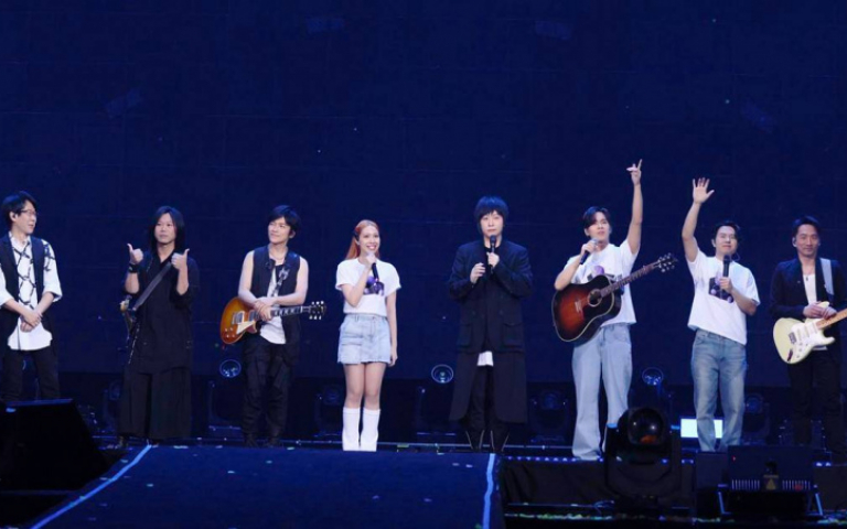 告五人願望成真五月天驚喜站台！　阿信爆笑喊話「退票」逗樂萬人