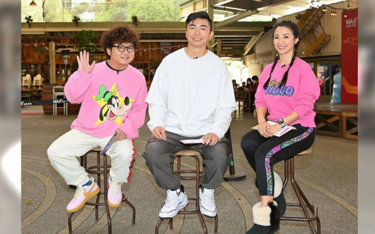 邊境牧羊犬表演CPR狠踩「小納豆」　陶晶瑩好奇問感覺「滿舒服」