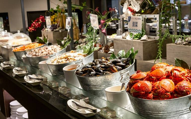 振興券5千換1萬!台中BUFFET名店「翻倍吸睛」 再加碼「和牛火鍋吃到飽不加價」