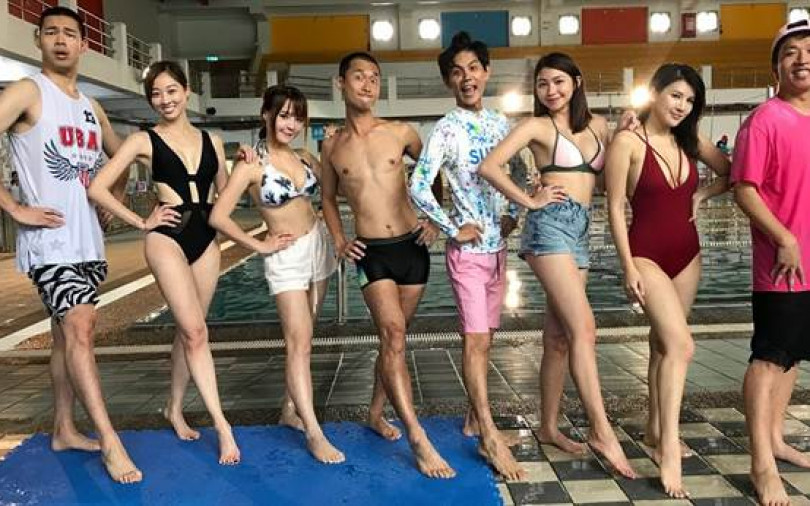女星辣鬥比基尼 愛語莎奇招出線